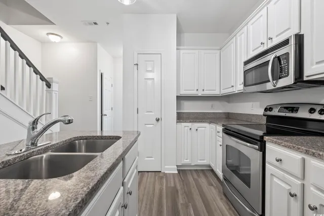 $549,000 | 981 Hackler Street, Unit D, Myrtle Beach, SC 29577