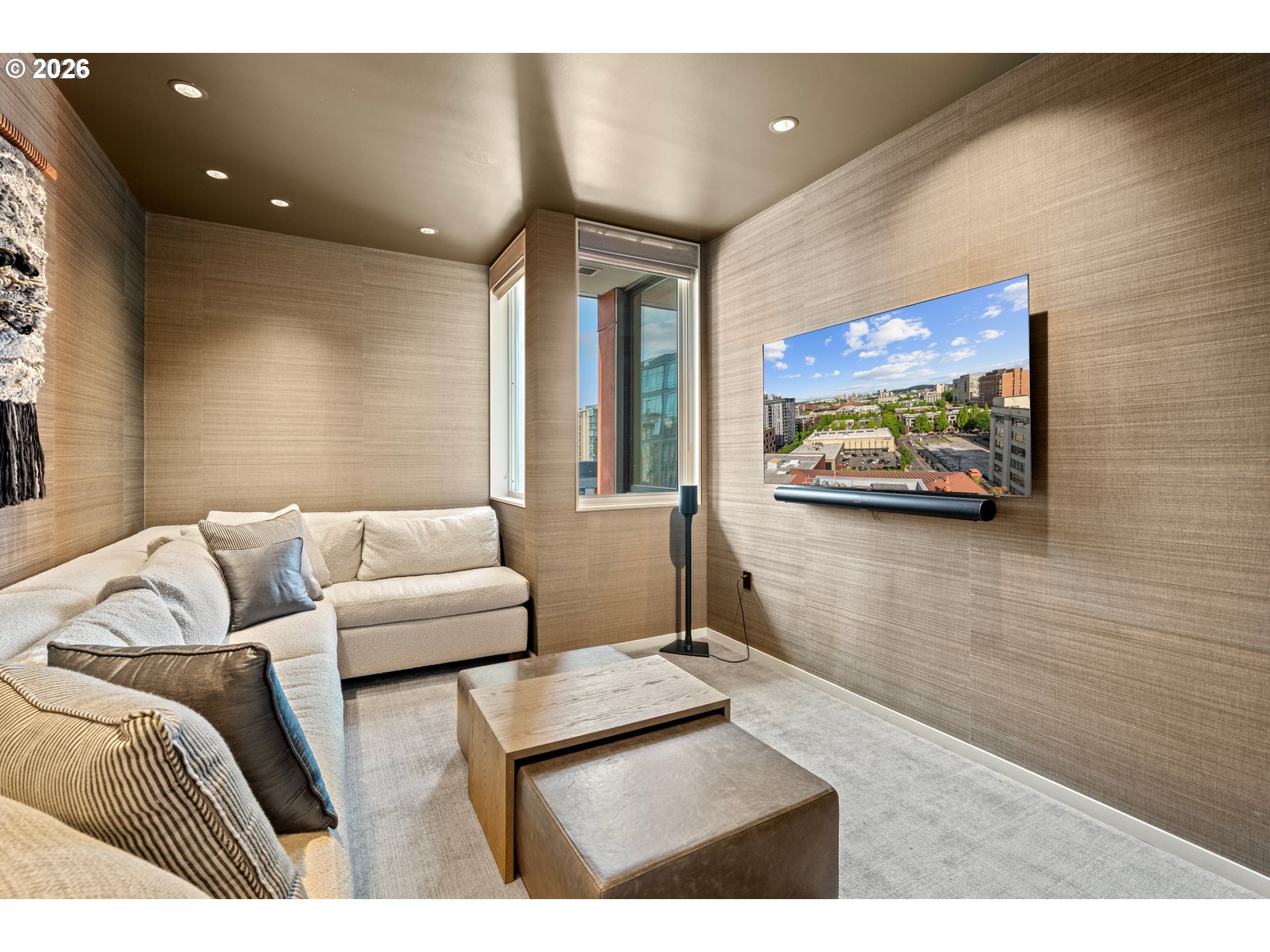 710 Northwest 13th Avenue, Unit PH2 Portland, OR 97209 - Photo 34 of 40
