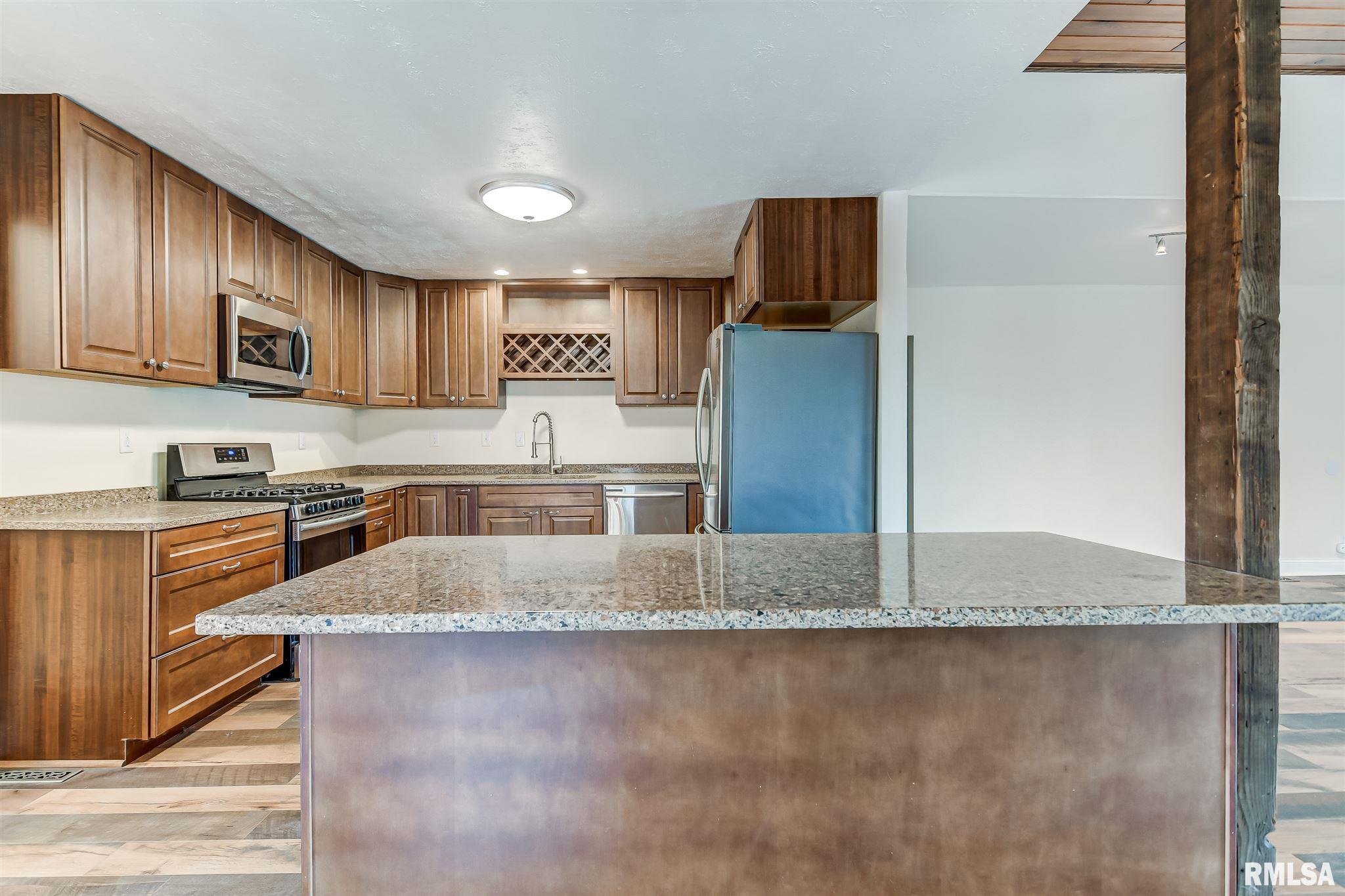 1475 North Walnut Road Rochester, IL 62563 - Photo 15 of 49