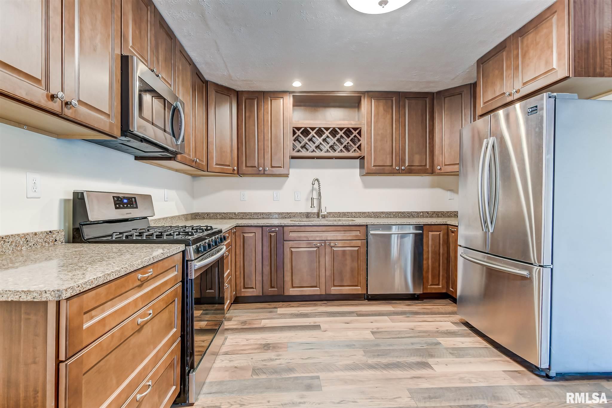 1475 North Walnut Road Rochester, IL 62563 - Photo 16 of 49