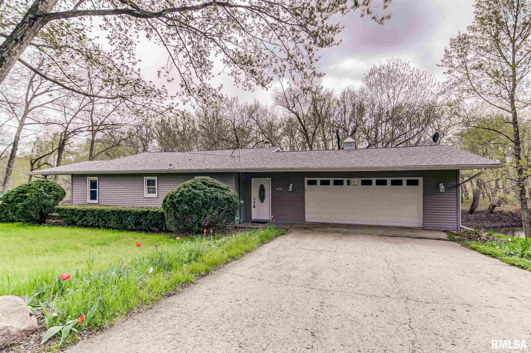 1475 North Walnut Road Rochester, IL 62563 - Photo 2 of 49