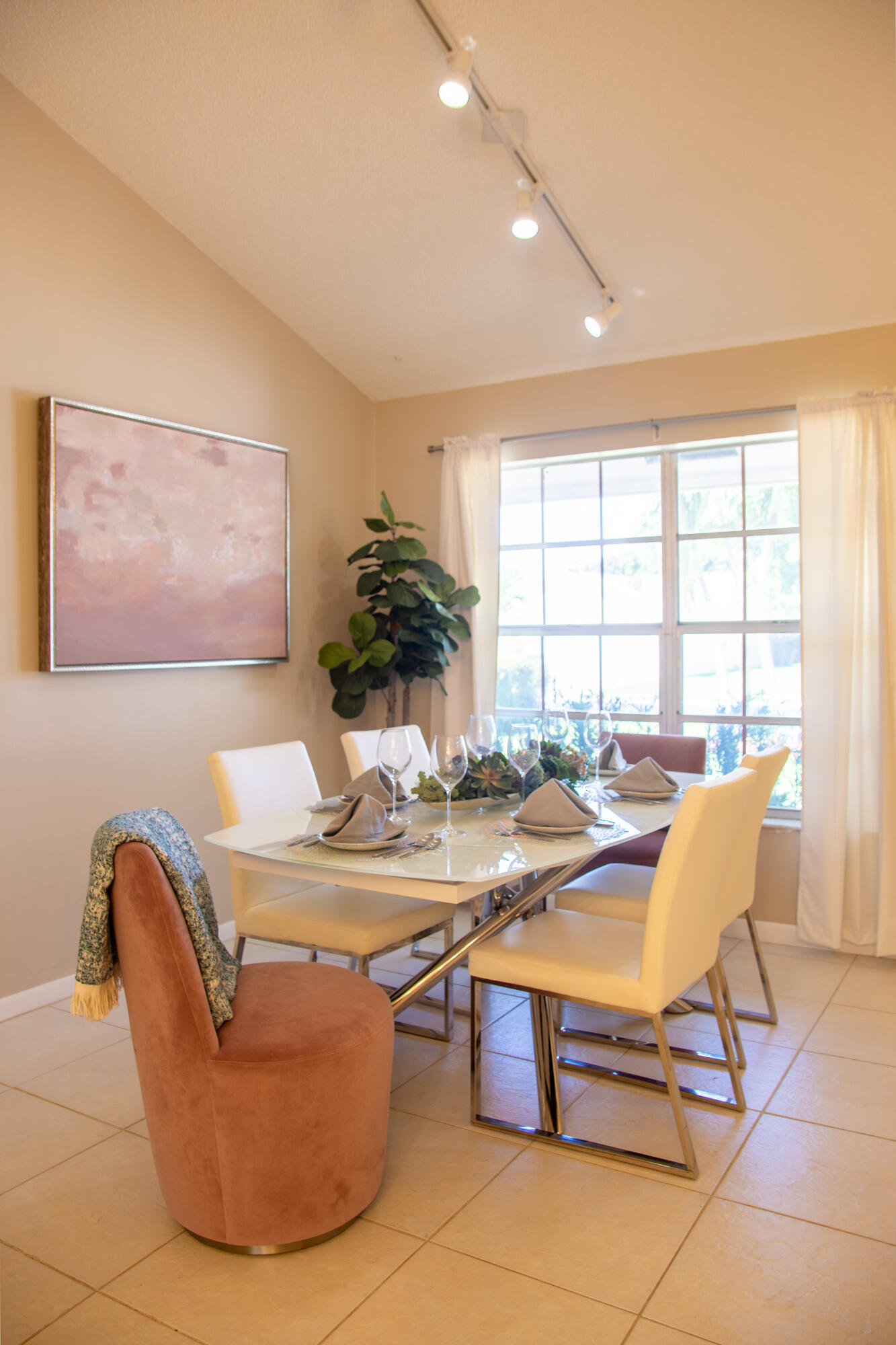 127 Wandering Trail Jupiter, FL 33458 - Photo 6 of 28 dinning