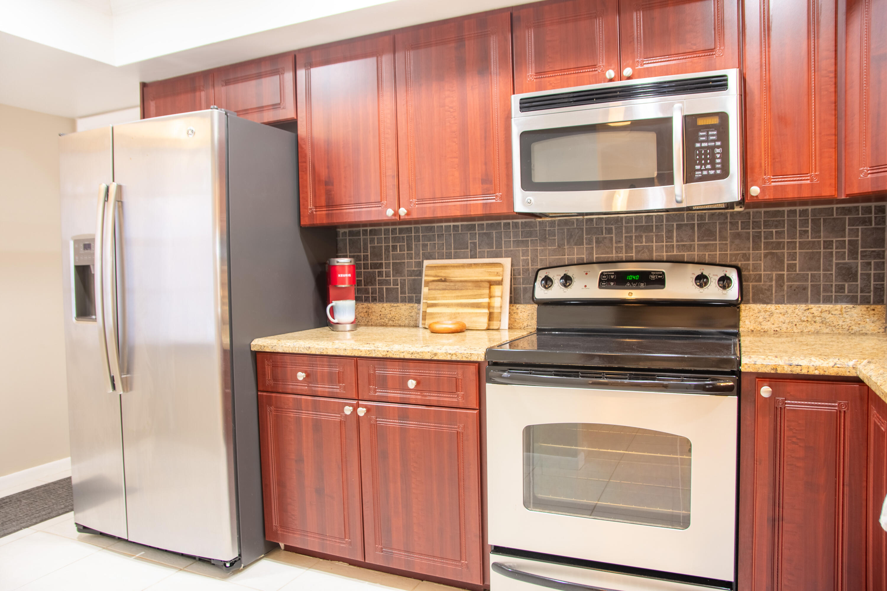 127 Wandering Trail Jupiter, FL 33458 - Photo 7 of 28 kitchen