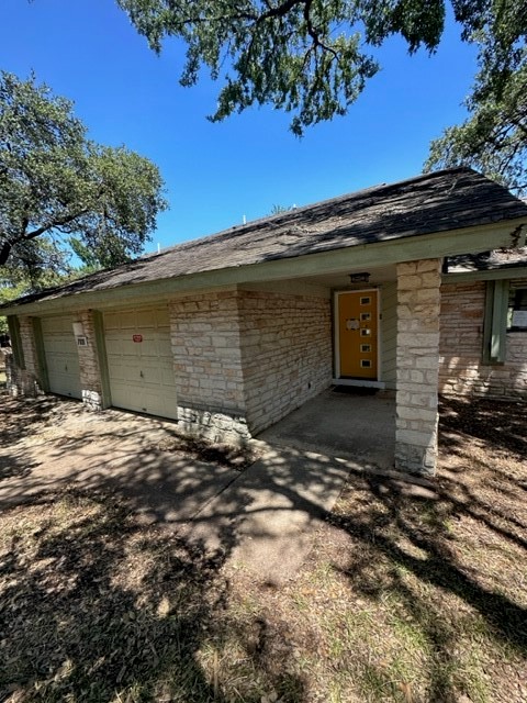 7101 Kenosha Pass Austin, TX 78749 - Photo 1 of 1