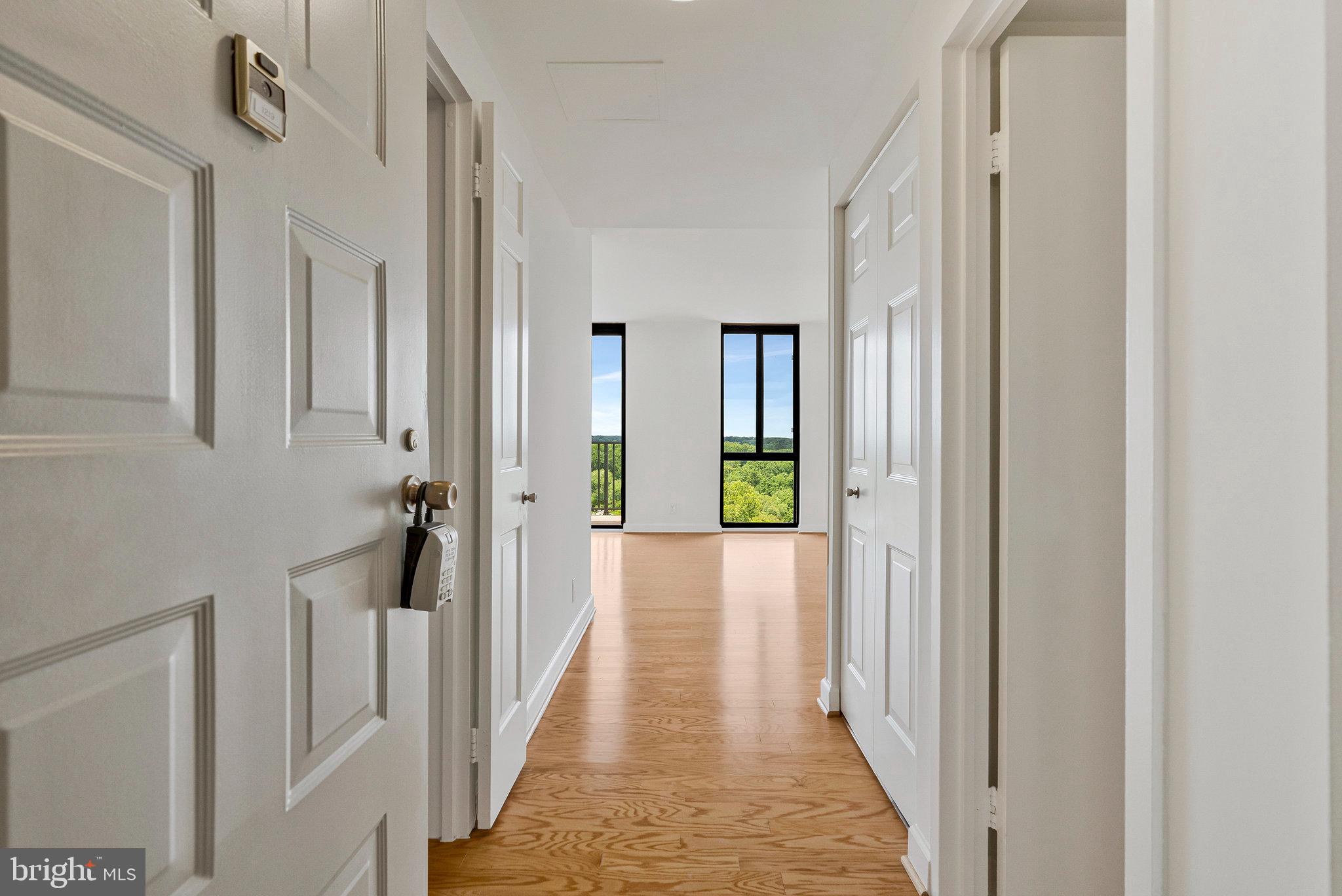 6800 Fleetwood Road, Unit 1219 McLean, VA 22101 - Photo 4 of 48
