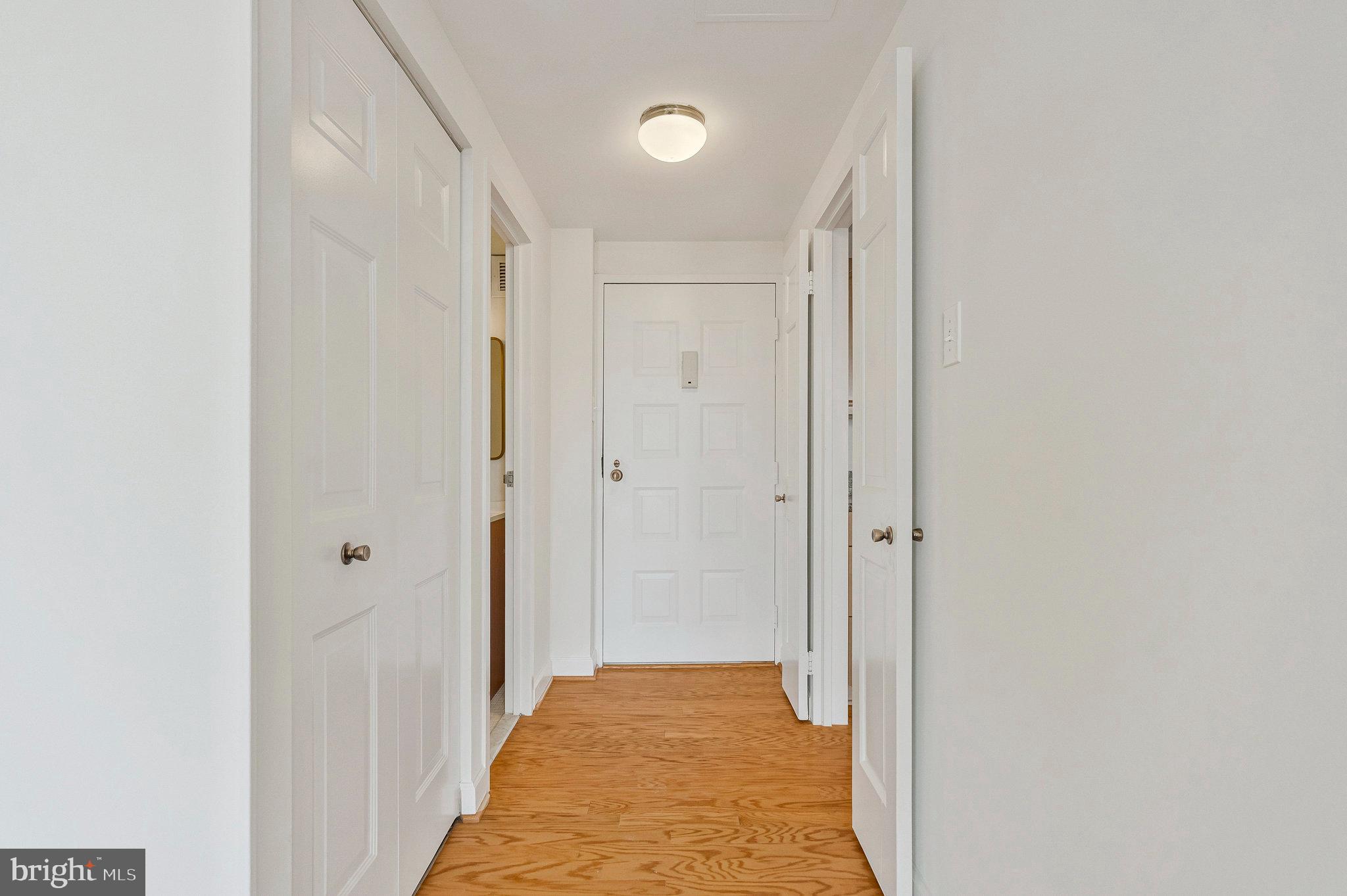 6800 Fleetwood Road, Unit 1219 McLean, VA 22101 - Photo 6 of 48