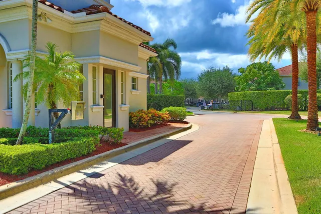 $599,000 | 16177 Poppy Seed Circle, Unit 503, Delray Beach, FL 33484