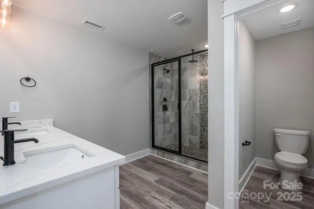 $799,000 | 4762 Lazy Lane, Denver, NC 28037