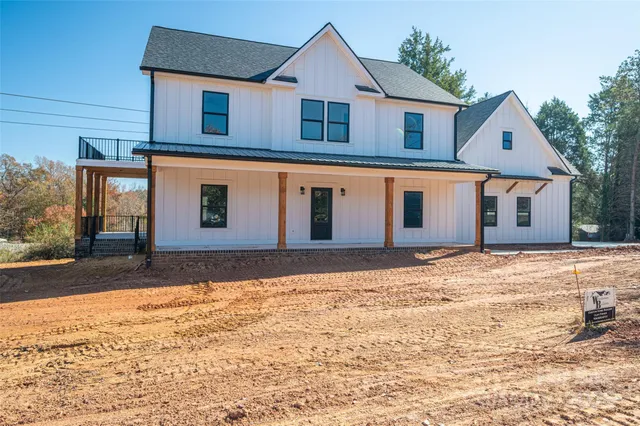 $799,000 | 4762 Lazy Lane, Denver, NC 28037