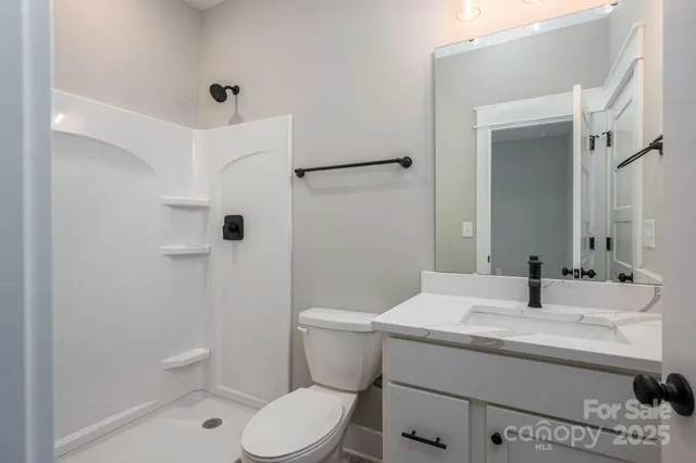 $799,000 | 4762 Lazy Lane, Denver, NC 28037