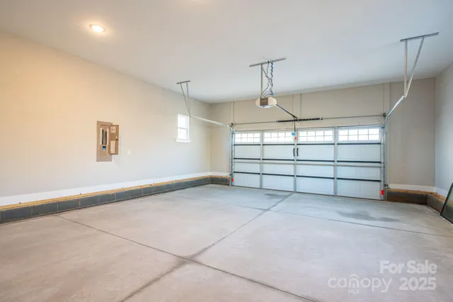 $799,000 | 4762 Lazy Lane, Denver, NC 28037