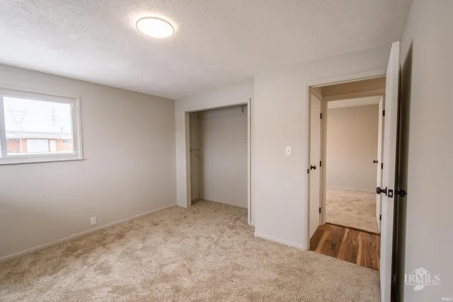 $209,900 | 5704 East Robert Street, Muncie, IN 47303