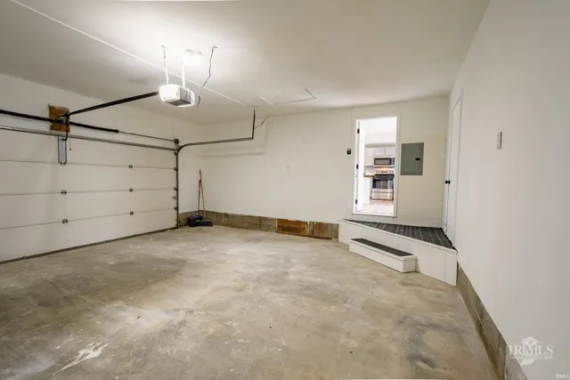 $209,900 | 5704 East Robert Street, Muncie, IN 47303