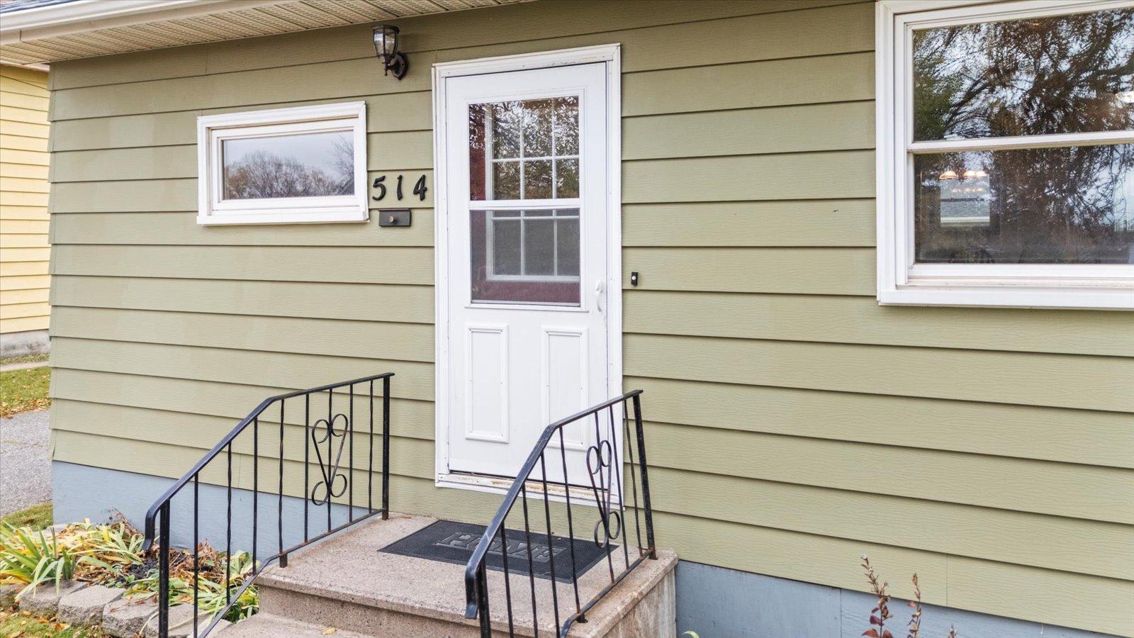 514 4th Street Northwest Chisholm, MN 55719 - Photo 4 of 48