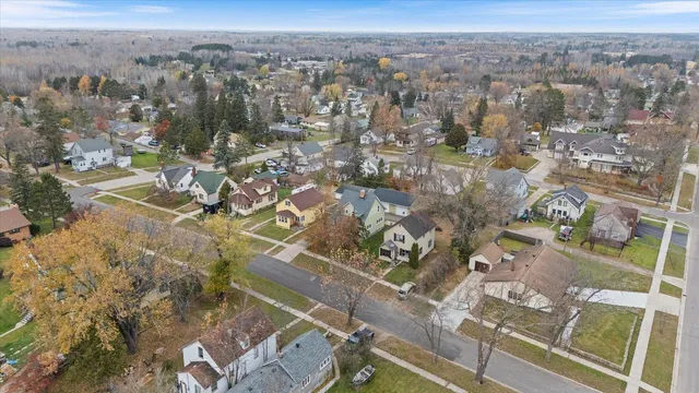 $184,900 | 514 4th Street Northwest, Chisholm, MN 55719