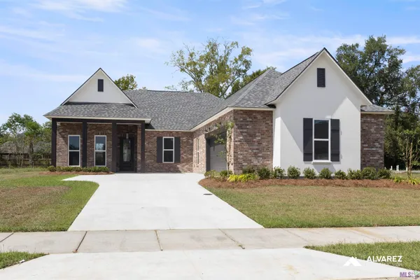 $456,990 | 10142 Sanctuary Oaks Drive, Baton Rouge, LA 70817