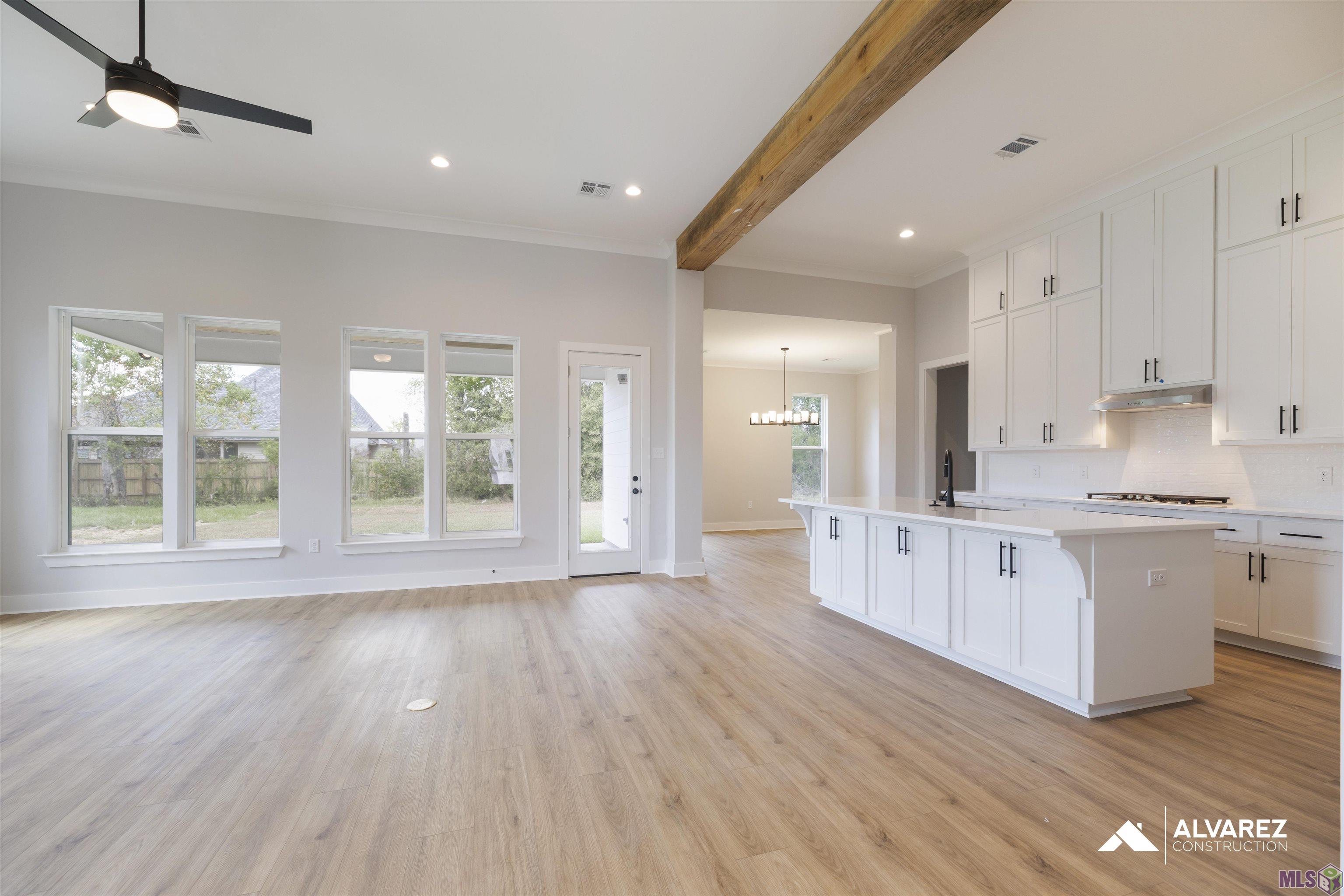10142 Sanctuary Oaks Drive Baton Rouge, LA 70817 - Photo 5 of 24
