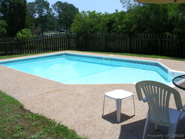 311 Haven Beach Road Moon, VA 23119 - Photo 3 of 34