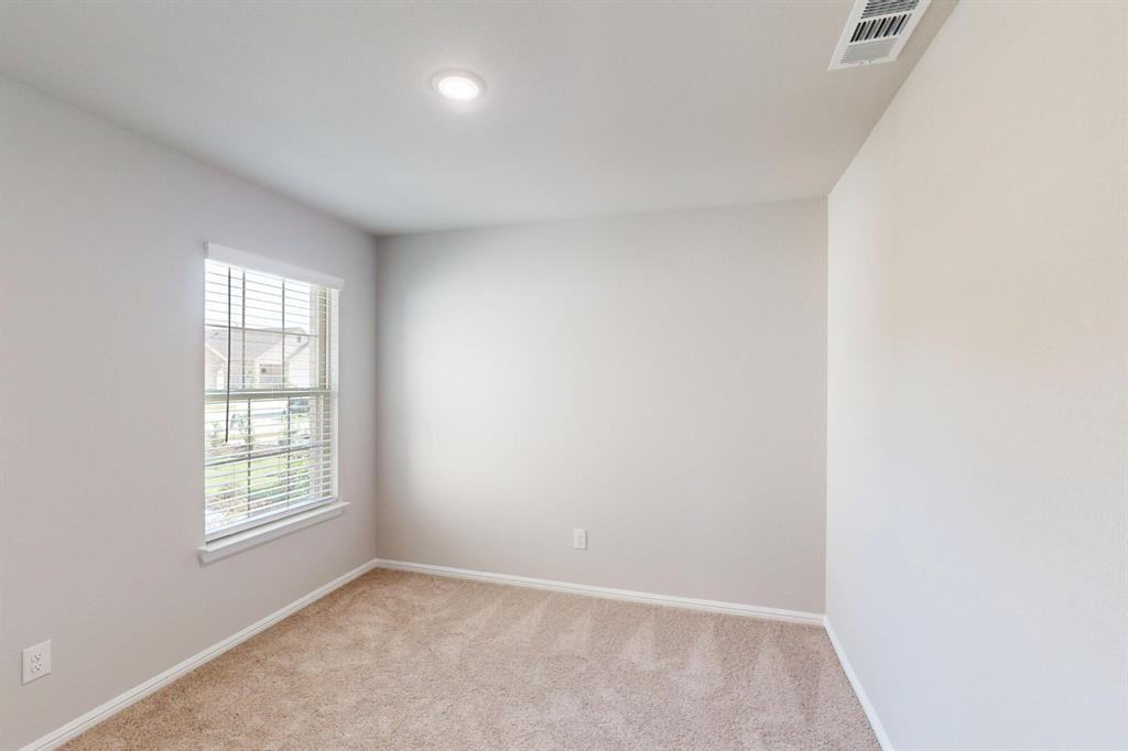 730 Hidden Feather Lavon, TX 75166 - Photo 14 of 40