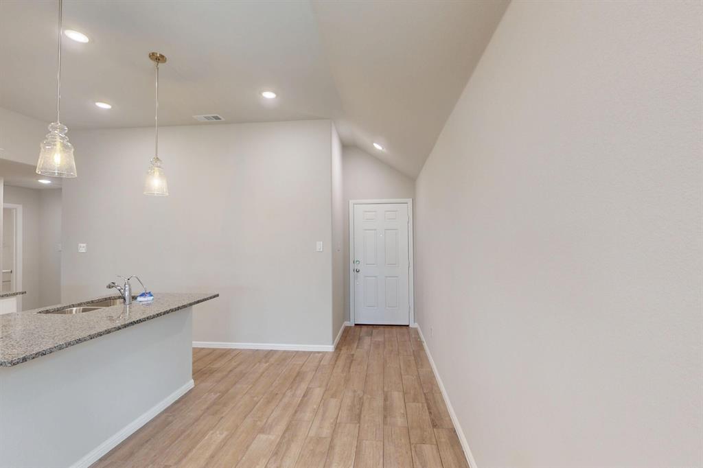 730 Hidden Feather Lavon, TX 75166 - Photo 6 of 40