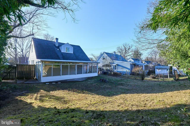 $675,000 | 6621 Cornell Drive, Alexandria, VA 22307