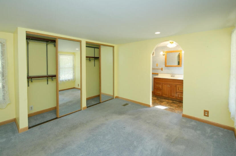 16433 Floating Bridge Road Three Rivers, MI 49093 - Photo 12 of 24 IMG_4786