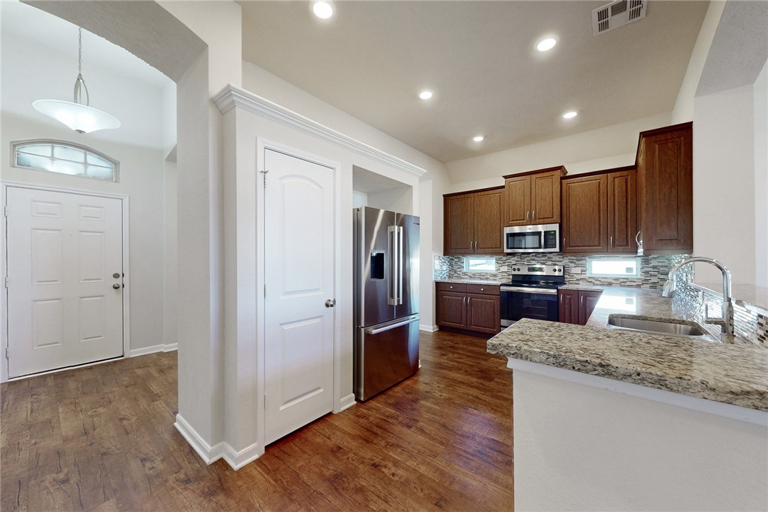 2101 Polmont Drive Bryan, TX 77807 - Photo 19 of 44