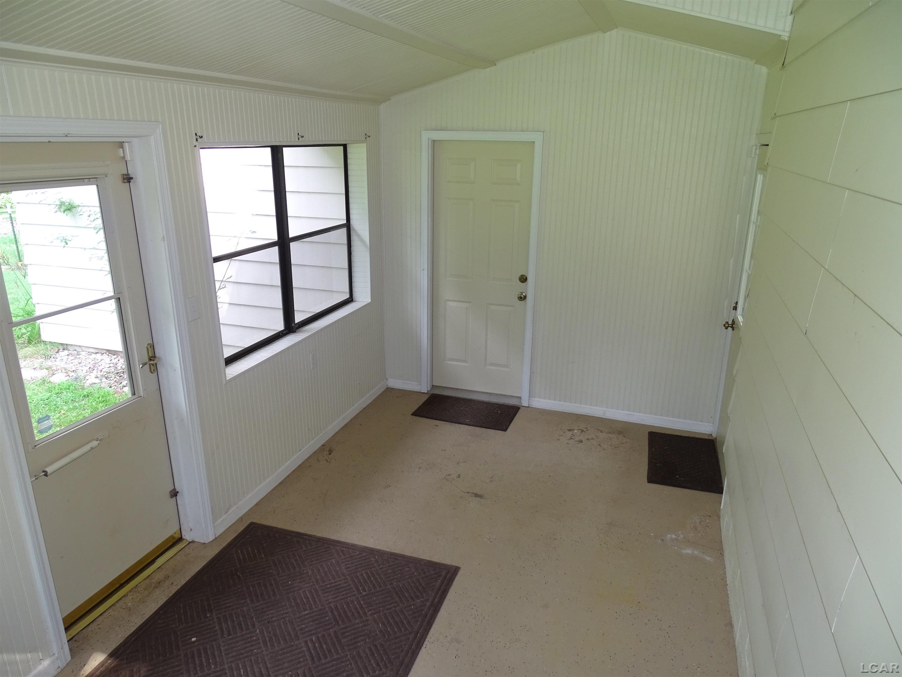 1518 Cunningham Road Jackson, MI 49201 - Photo 22 of 33