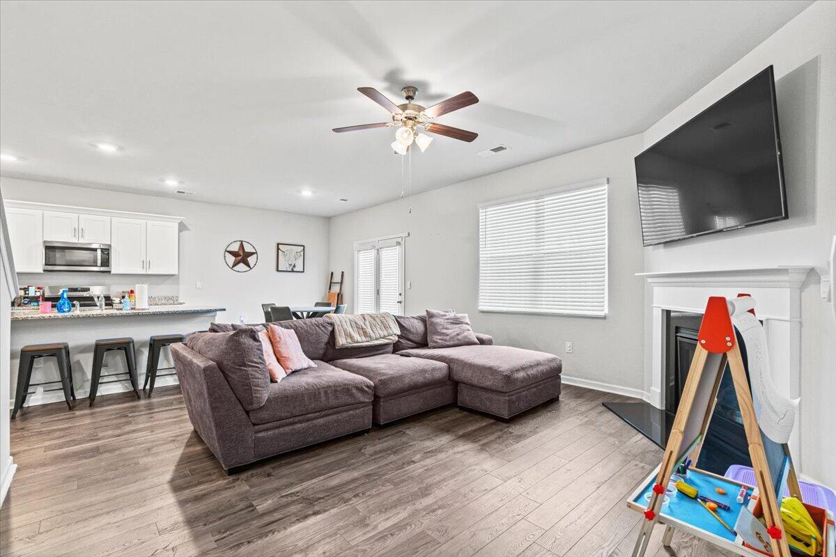 1308 Birch Circle Grovetown, GA 30813 - Photo 15 of 33 16-Living Room