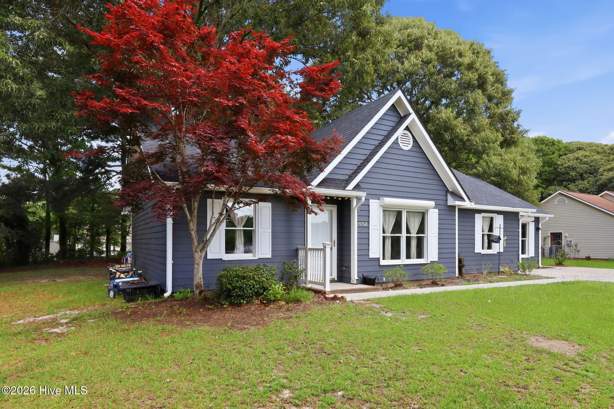 552 Swansboro Loop Road Swansboro, NC 28584 - Photo 3 of 46