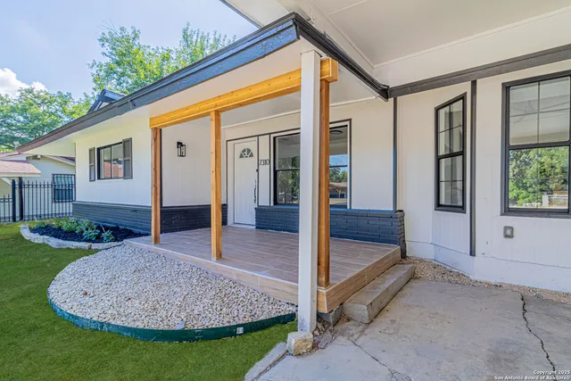 $249,900 | 7310 Westbriar, San Antonio, TX 78227