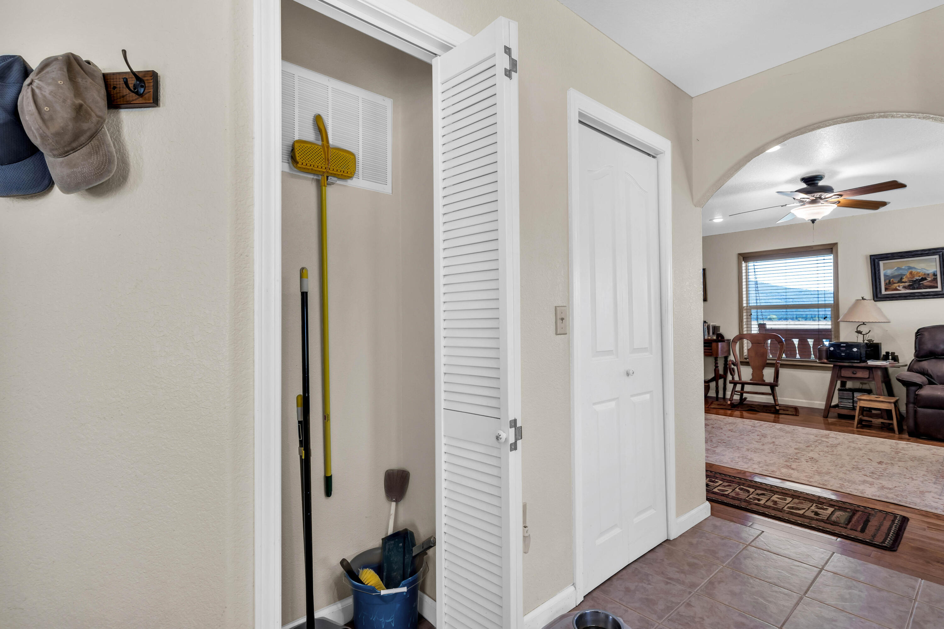 26929 Linfield Street Fall River Mills, CA 96028 - Photo 20 of 66 a view of living room