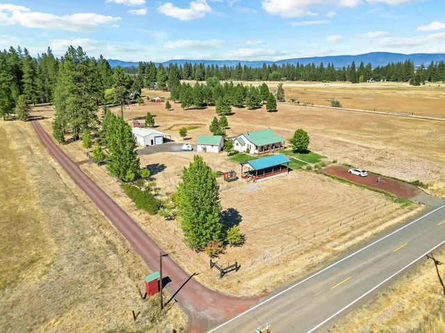 a view of a lake with outdoor space