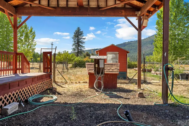 $427,500 | 26929 Linfield Street, Fall River Mills, CA 96028