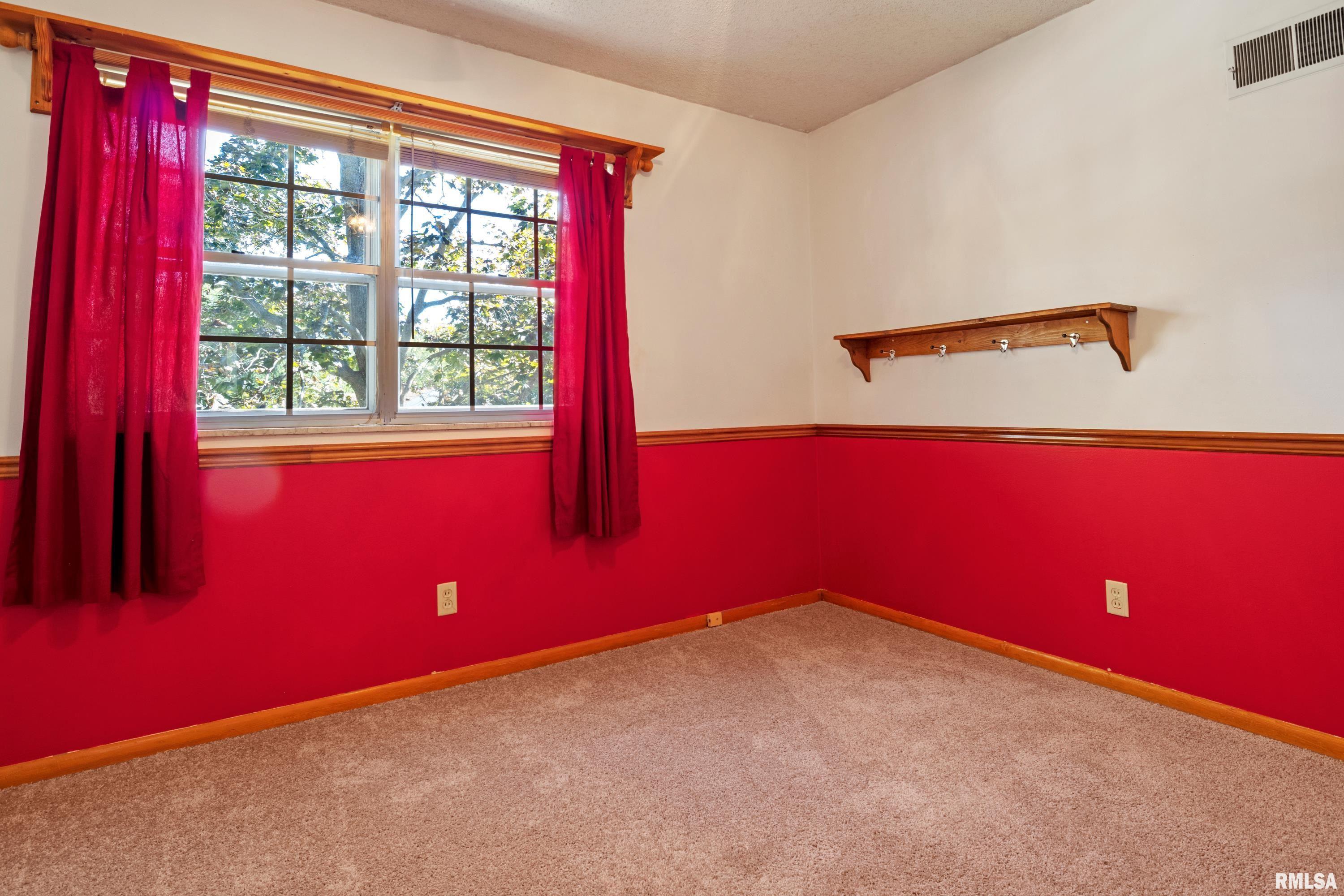 21 Royal Road Springfield, IL 62702 - Photo 23 of 36