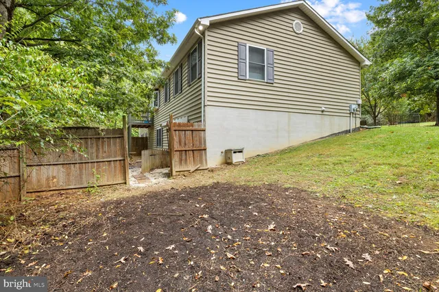 $625,000 | 2891 Saumsville Road, Maurertown, VA 22644