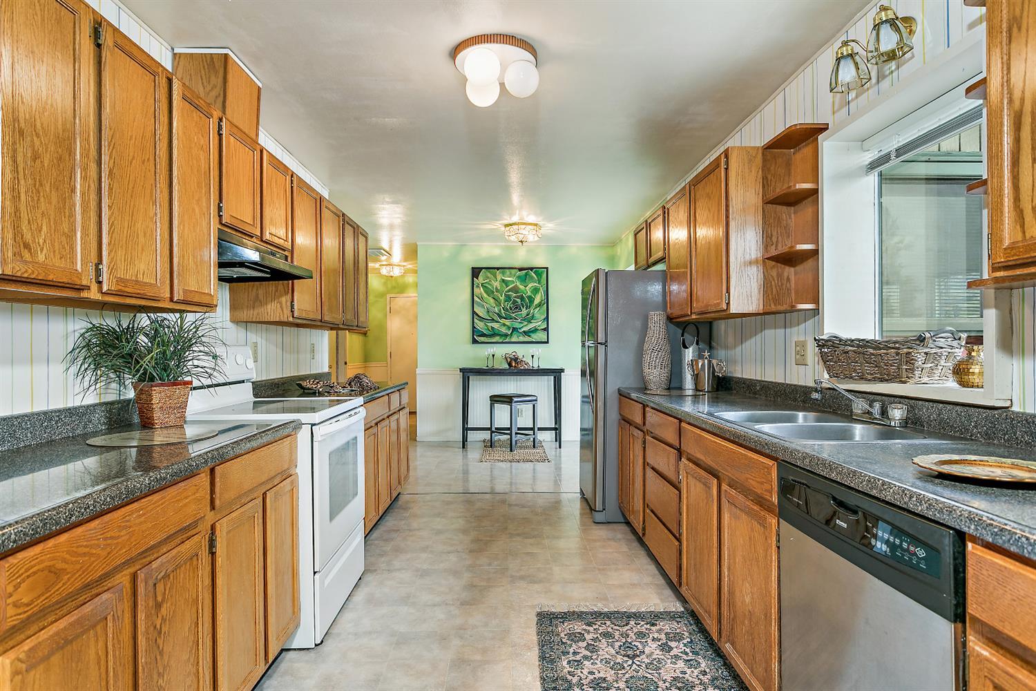 1188 North Valley View Road Ashland, OR 97520 - Photo 4 of 29 Additional Photo