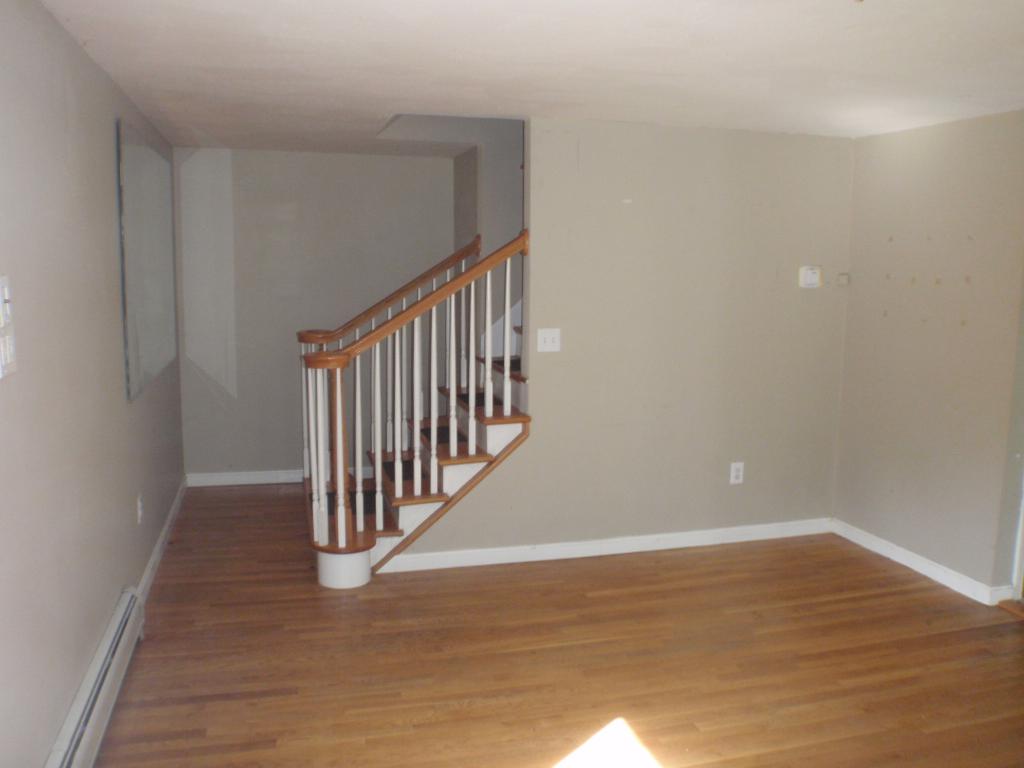 122 Moose Club Park Road Goffstown, NH 03045 - Photo 5 of 12 Gallery Image 5