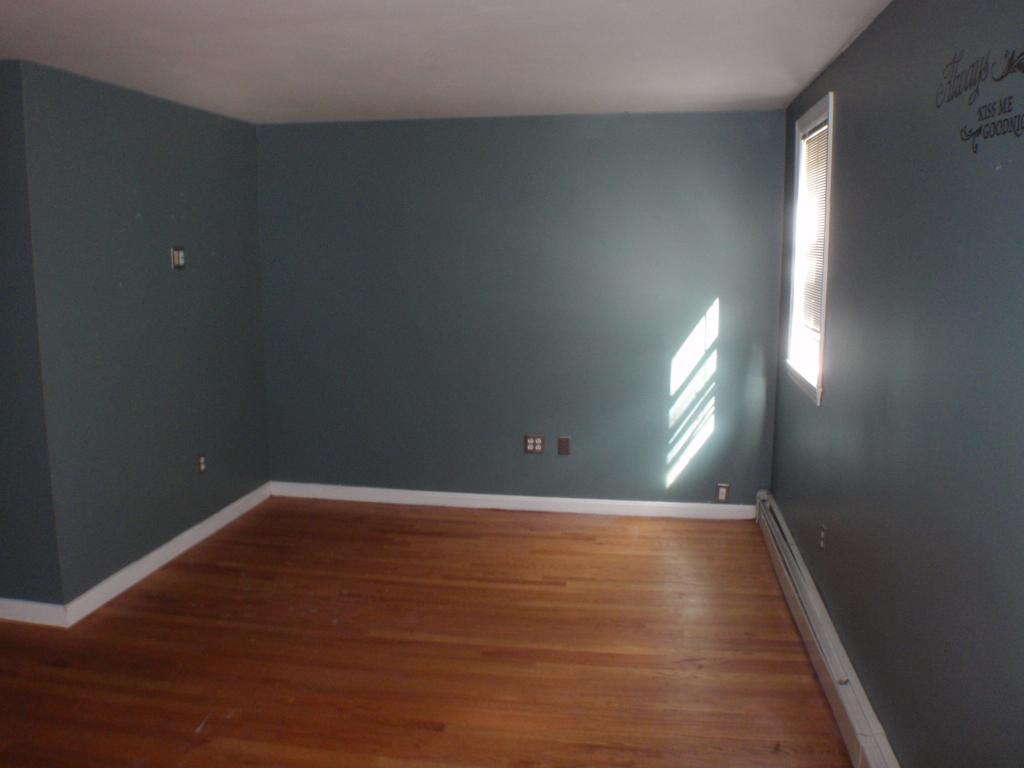 122 Moose Club Park Road Goffstown, NH 03045 - Photo 7 of 12 Gallery Image 7