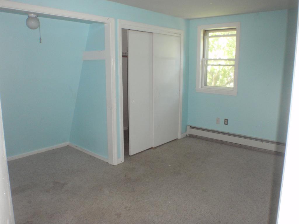 122 Moose Club Park Road Goffstown, NH 03045 - Photo 9 of 12 Gallery Image 9