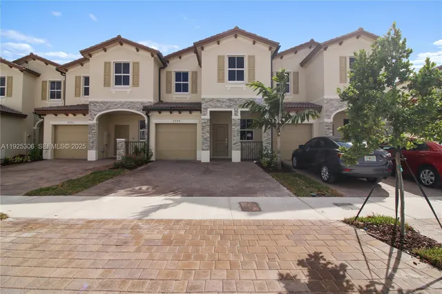 $3,200 | 2729 Southeast 25th Avenue, Homestead, FL 33035