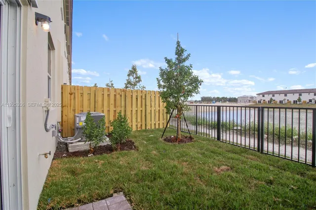 $3,200 | 2729 Southeast 25th Avenue, Homestead, FL 33035