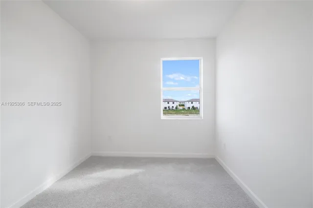 $3,200 | 2729 Southeast 25th Avenue, Homestead, FL 33035