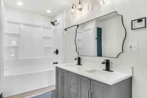 $285,000 | 1112 Jefferson Avenue, La Porte, IN 46350