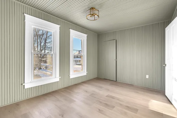 $285,000 | 1112 Jefferson Avenue, La Porte, IN 46350