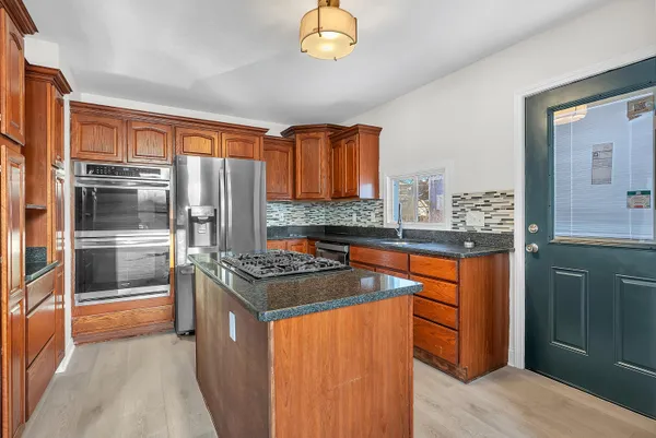 $285,000 | 1112 Jefferson Avenue, La Porte, IN 46350