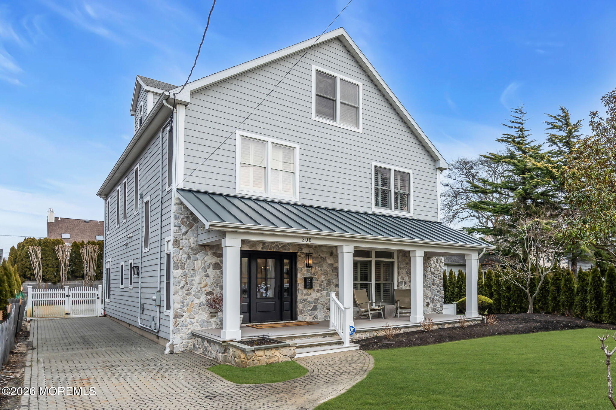 208 Salem Avenue Spring Lake, NJ 07762 - Photo 10 of 102 a front view of a house with a yard