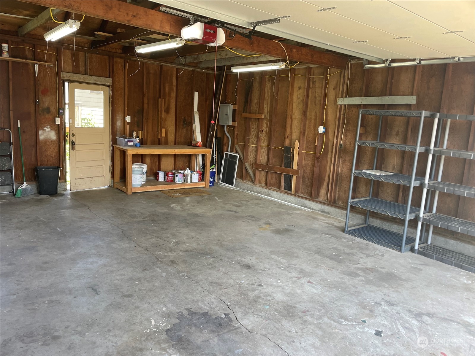 2215 Rockefeller Avenue Everett, WA 98201 - Photo 24 of 28 a view of an front door
