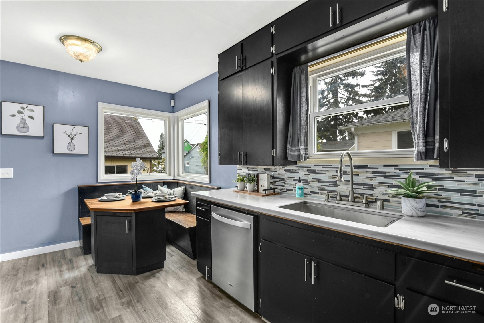 2215 Rockefeller Avenue Everett, WA 98201 - Photo 8 of 28 a kitchen with a sink and stove