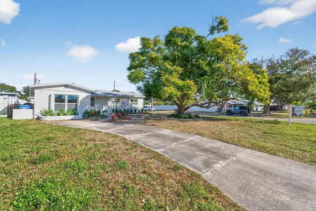 $615,000 | 5701 14th Avenue North, St. Petersburg, FL 33710